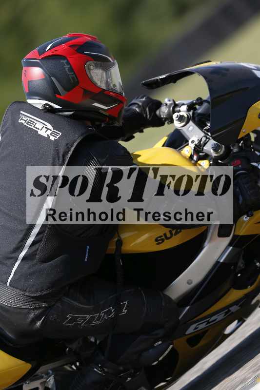 /44 09.08.2025 Plüss Moto Sport ADR/Freies Fahren/255